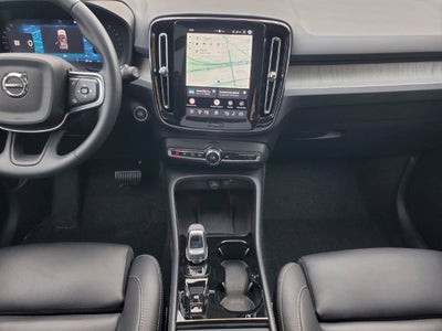 2026 Volvo XC40 B5 Ultra