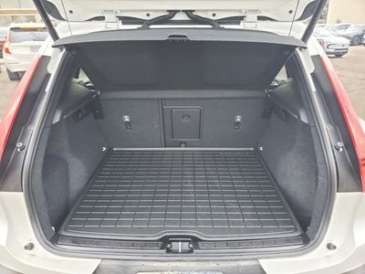 2023 Volvo XC40 B5 Core