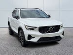 2023 Volvo XC40 B5 Plus Dark Theme