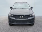 2023 Volvo XC40 B5 Plus Dark Theme