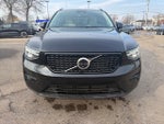2023 Volvo XC40 B5 Plus Dark Theme