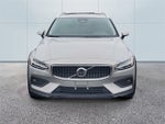 2025 Volvo V60 Cross Country B5 Plus