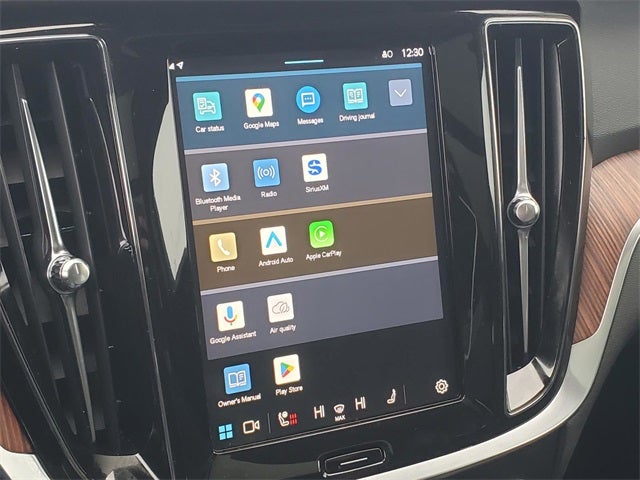 2025 Volvo V60 Cross Country B5 Plus