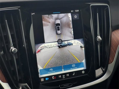 2025 Volvo V60 Cross Country B5 Plus