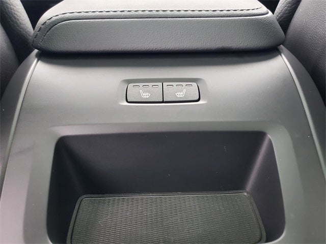 2025 Volvo V60 Cross Country B5 Plus