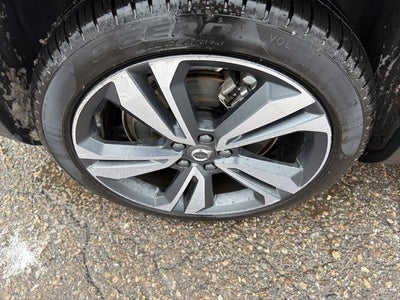 2025 Volvo V60 Cross Country B5 Plus