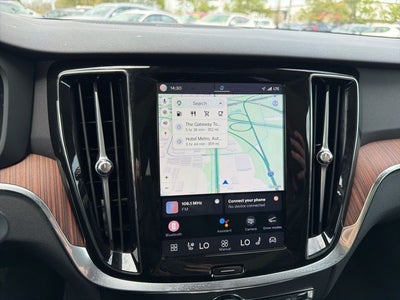 2025 Volvo V60 Cross Country B5 Plus