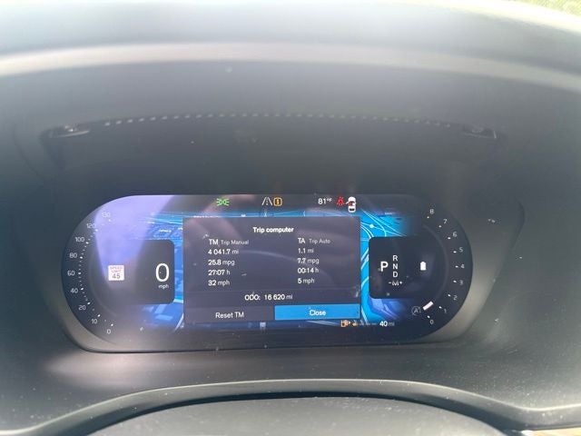 2025 Volvo V60 Cross Country B5 Plus