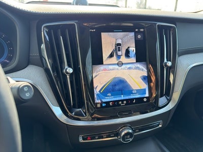 2025 Volvo V60 Cross Country B5 Ultra