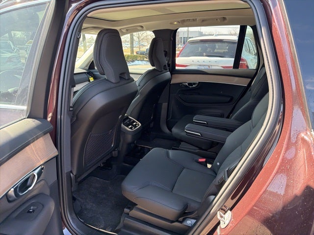 2025 Volvo XC90 B5 Plus 2025.5