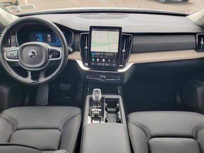 2025 Volvo XC90 B5 Plus 2025.5