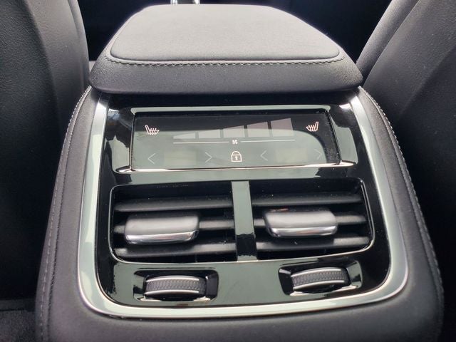 2025 Volvo XC90 B5 Plus 2025.5