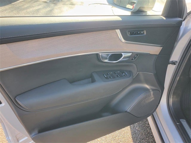 2025 Volvo XC90 B5 Plus 2025.5