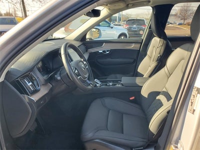 2025 Volvo XC90 B5 Plus 2025.5