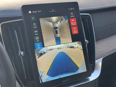 2025 Volvo XC90 B5 Plus 2025.5