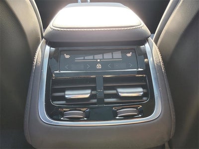 2025 Volvo XC90 B5 Plus 2025.5