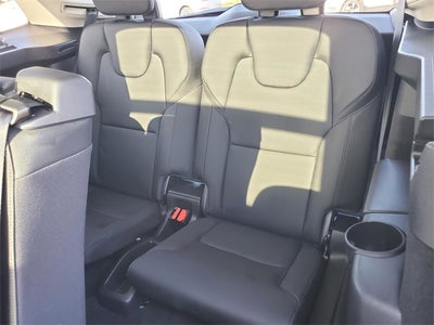 2025 Volvo XC90 B5 Plus 2025.5