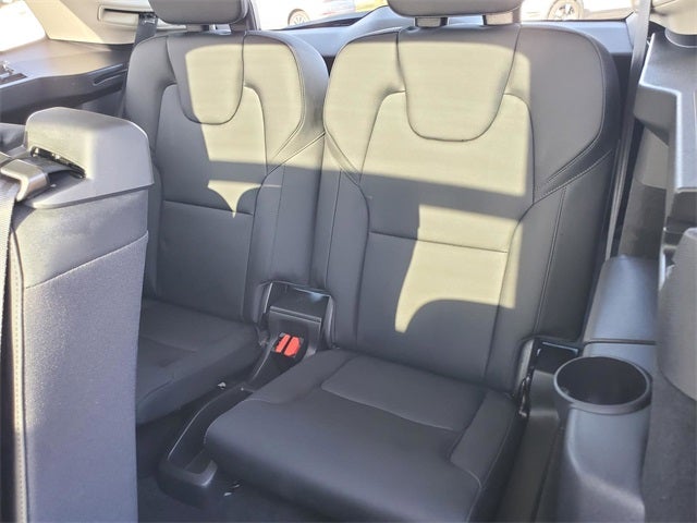 2025 Volvo XC90 B5 Plus 2025.5