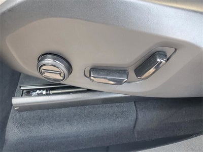 2025 Volvo XC90 B5 Plus 2025.5