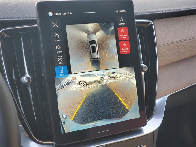 2025 Volvo XC90 B5 Plus 2025.5