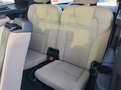 2025 Volvo XC90 B5 Plus 2025.5