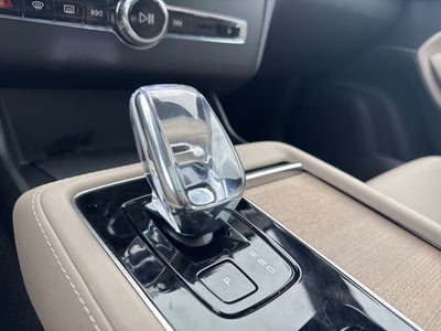 2026 Volvo XC90 B5 Plus