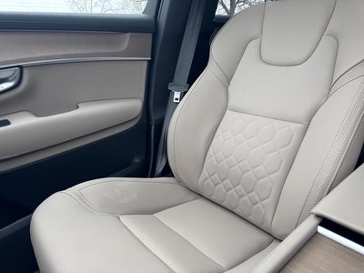 2026 Volvo XC90 B5 Plus