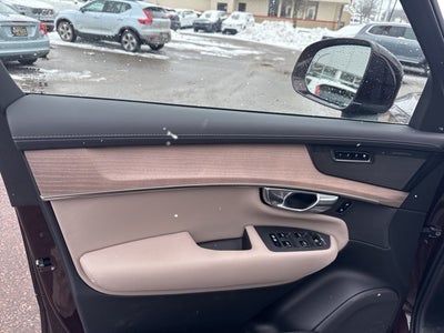 2026 Volvo XC90 B5 Plus