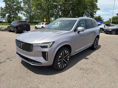 2026 Volvo XC90 B5 Plus