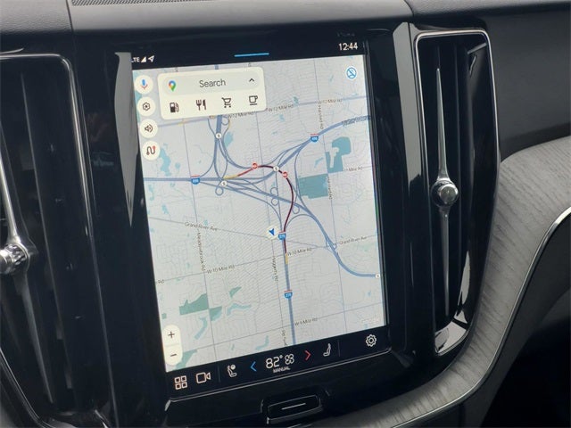 2025 Volvo XC60 B5 Plus