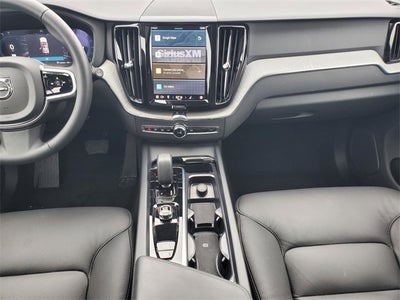 2025 Volvo XC60 B5 Plus
