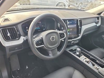 2025 Volvo XC60 B5 Plus