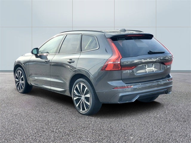 2025 Volvo XC60 B5 Plus