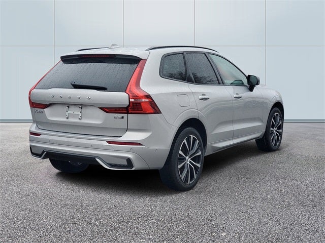 2025 Volvo XC60 B5 Plus