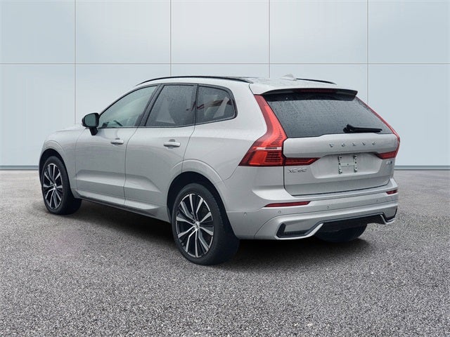 2025 Volvo XC60 B5 Plus