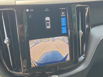 2025 Volvo XC60 B5 Core
