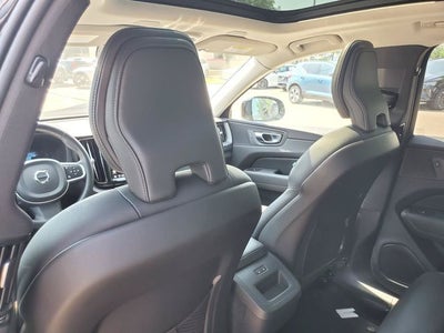 2025 Volvo XC60 B5 Core