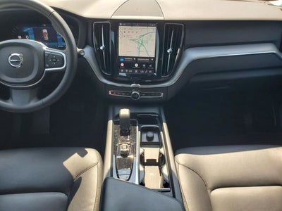 2025 Volvo XC60 B5 Core