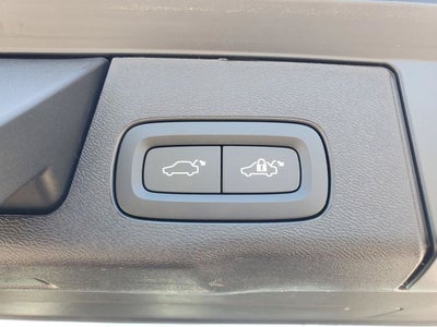 2025 Volvo XC60 B5 Core