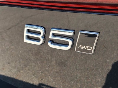 2025 Volvo XC60 B5 Core