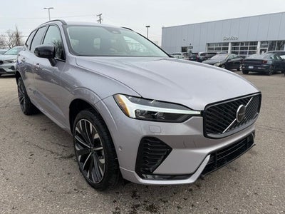 2026 Volvo XC60 B5 Ultra