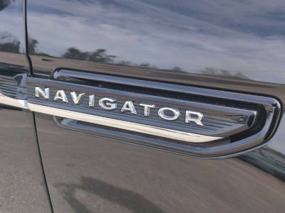 2022 Lincoln Navigator L Black Label