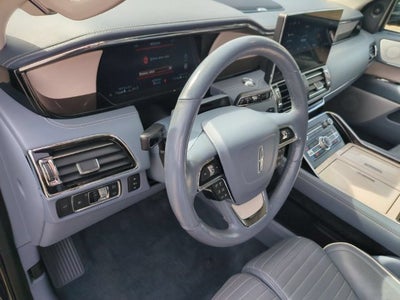 2022 Lincoln Navigator L Black Label