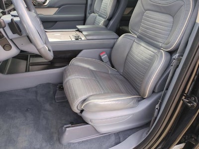 2022 Lincoln Navigator L Black Label