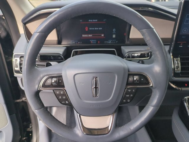 2022 Lincoln Navigator L Black Label