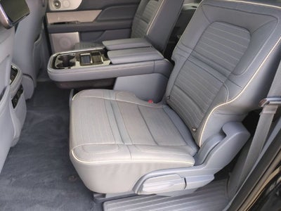 2022 Lincoln Navigator L Black Label