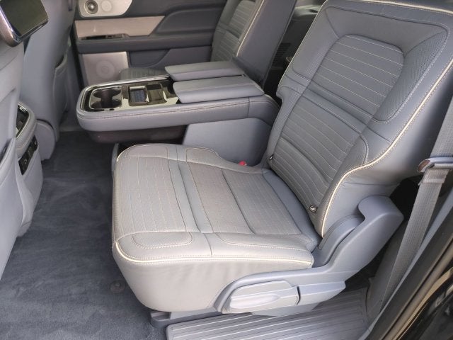 2022 Lincoln Navigator L Black Label