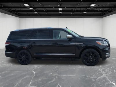 2022 Lincoln Navigator L Black Label