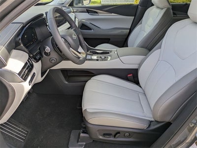 2026 INFINITI QX60 LUXE