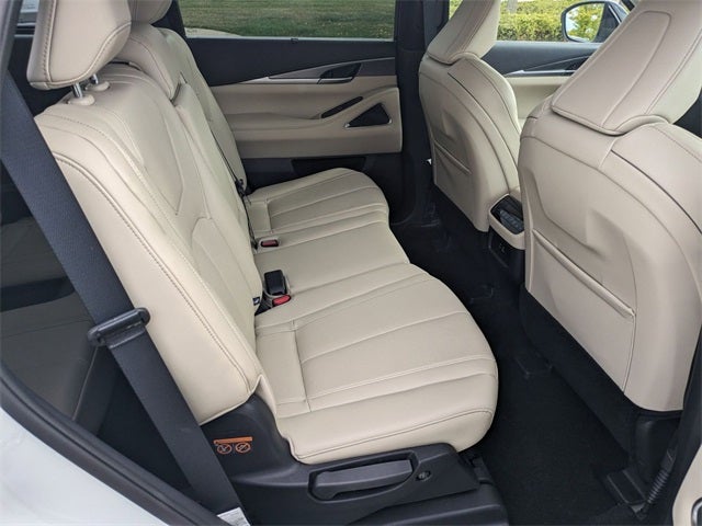 2025 INFINITI QX60 LUXE